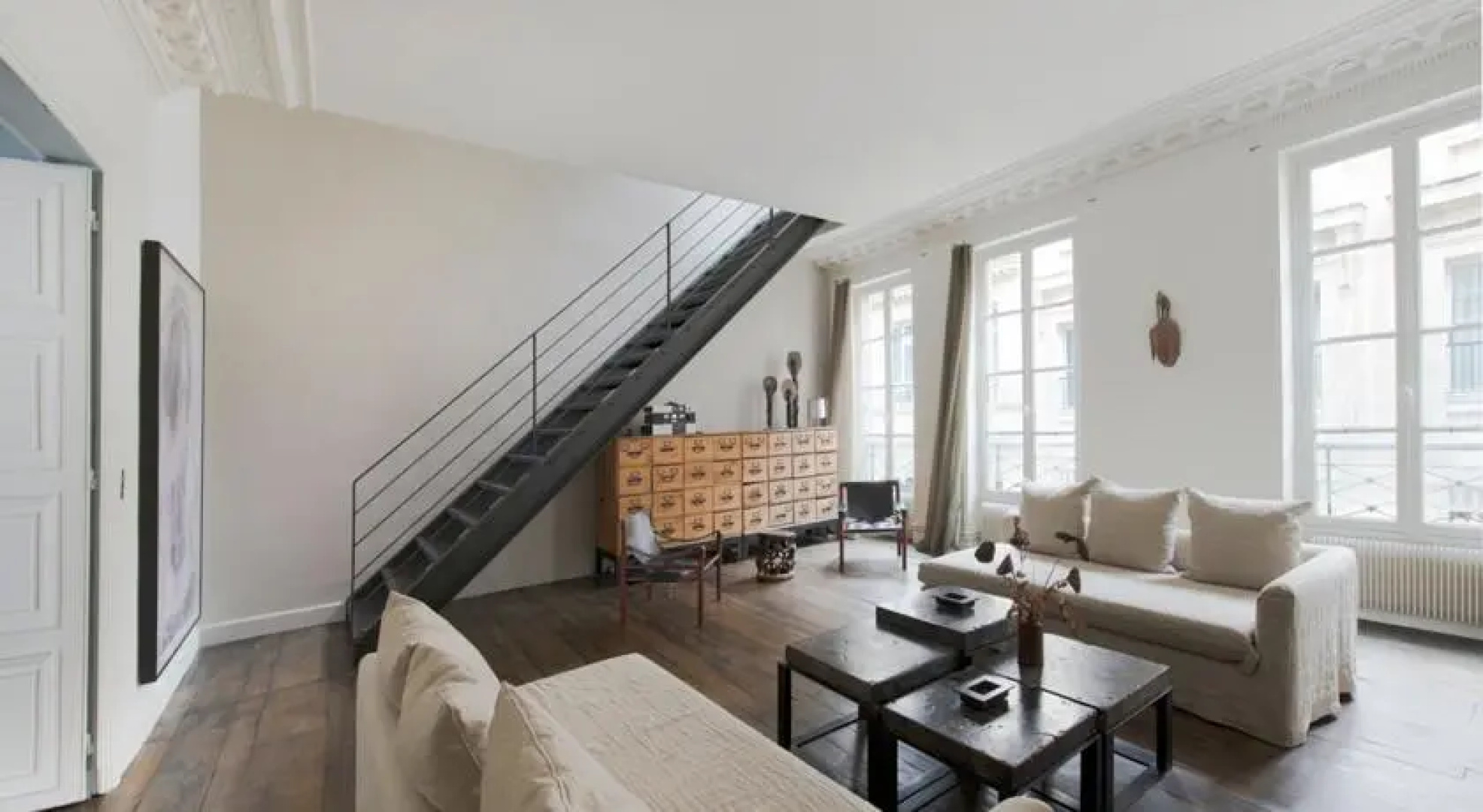 Class and Elegance: Parisian Apartment
