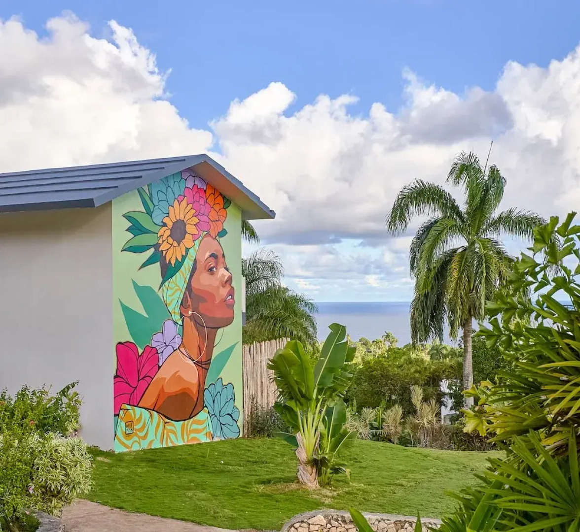 Catalina Tropical Lodge