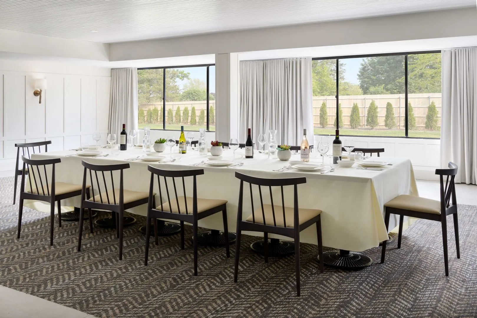 The Pell - Part of JdV by Hyatt