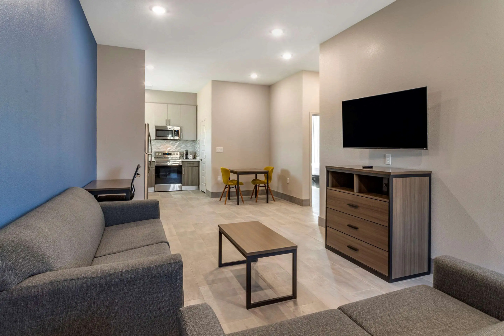 Clarion Pointe Port Arthur-Beaumont South