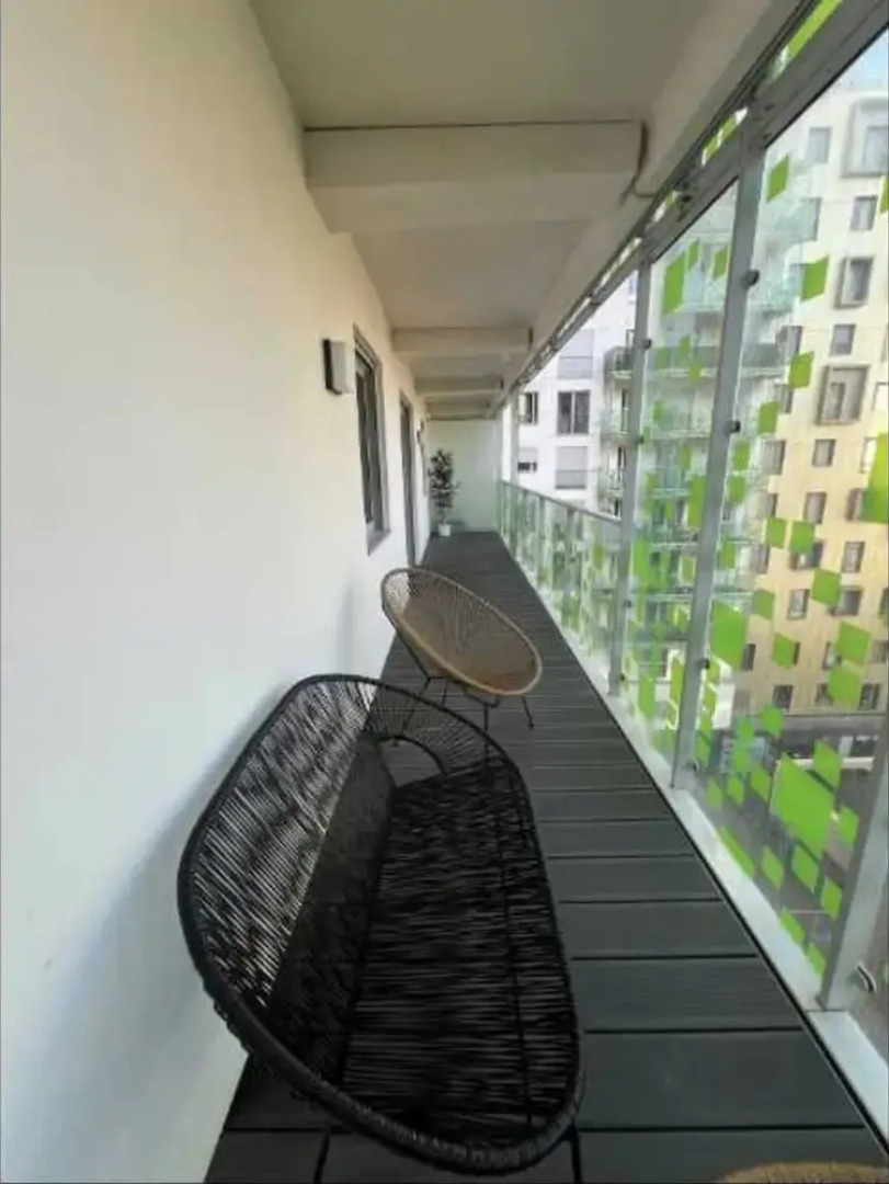 Flat With Balcony 4p/1bdr Near La Defense