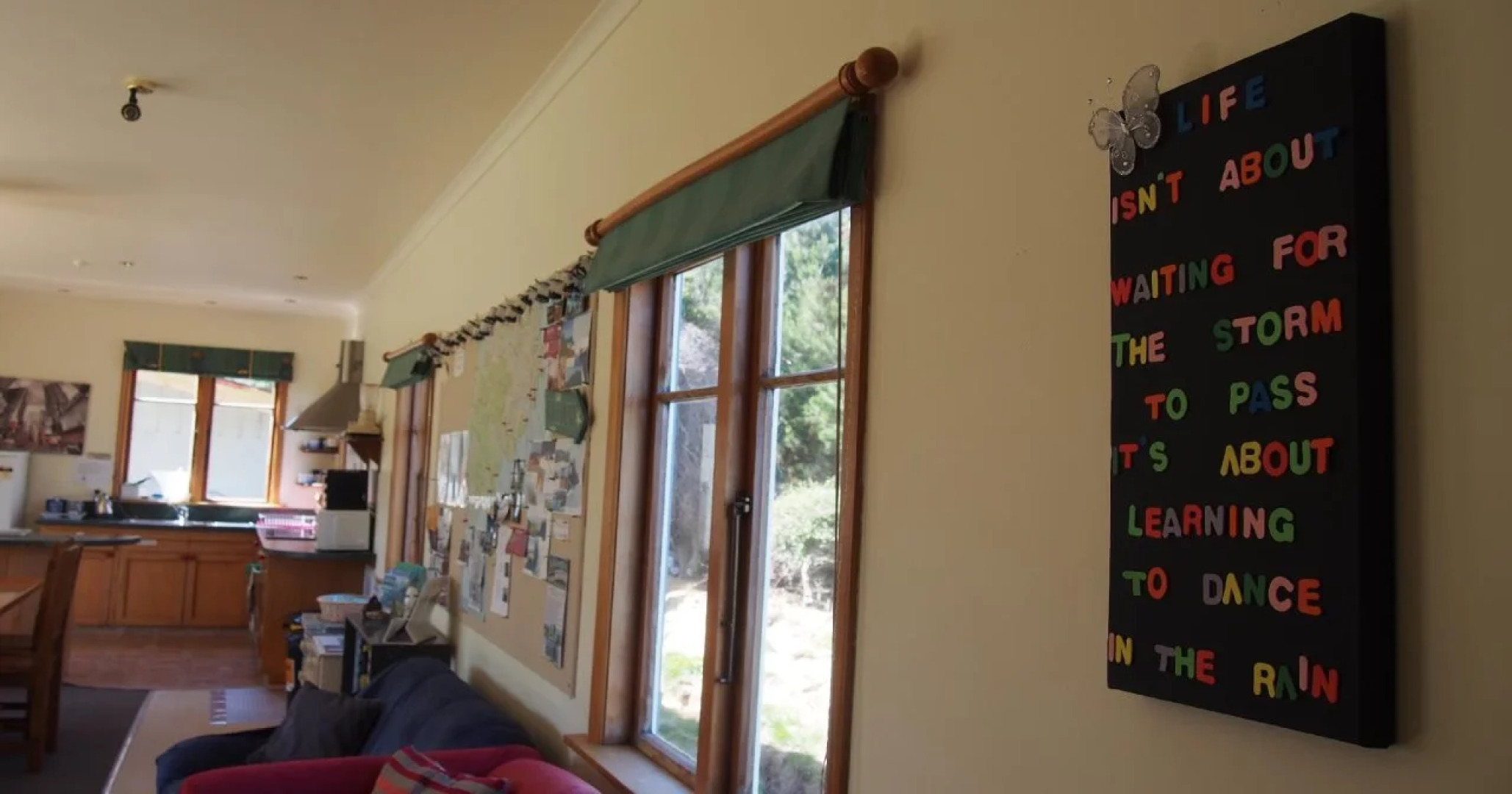 Surat Bay Lodge, Motel and Backpackers