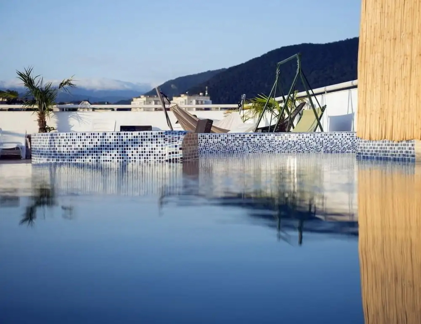 Отель Laza Hall