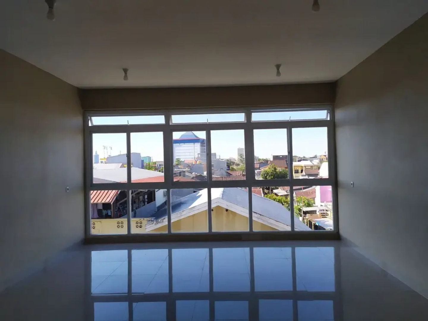 Oyo 2006 Hotel Luvio Makassar