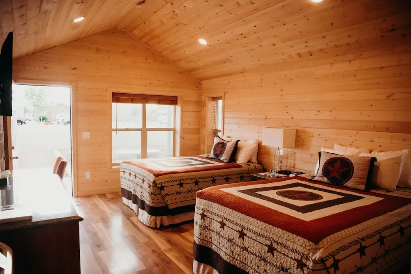 Dukes Slickrock Campground & RV Park