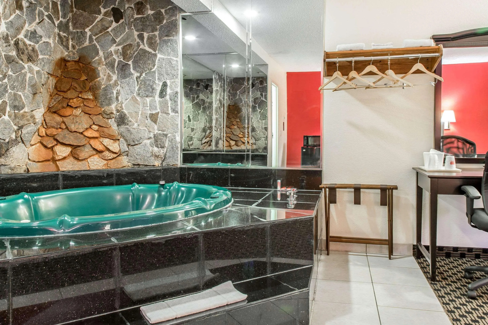 Econo Lodge West Haven