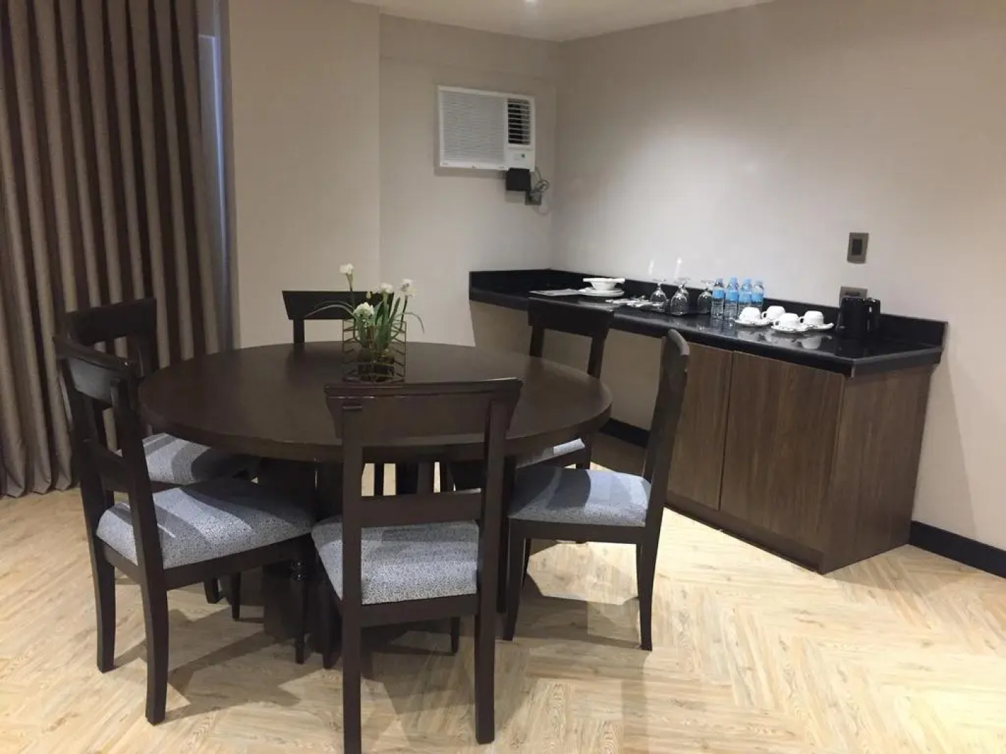 Acacia Hotel Bacolod