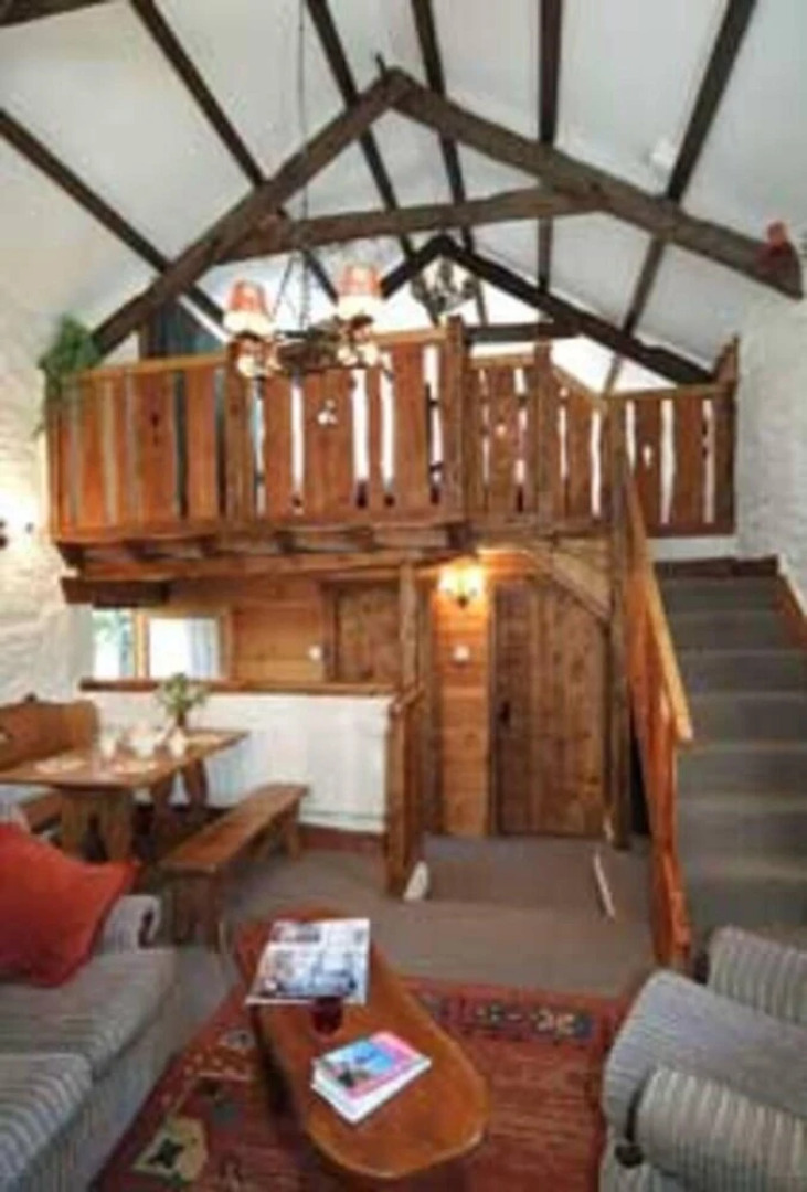 The Mill House at Cwmiar Farm - Relaxing Holidays