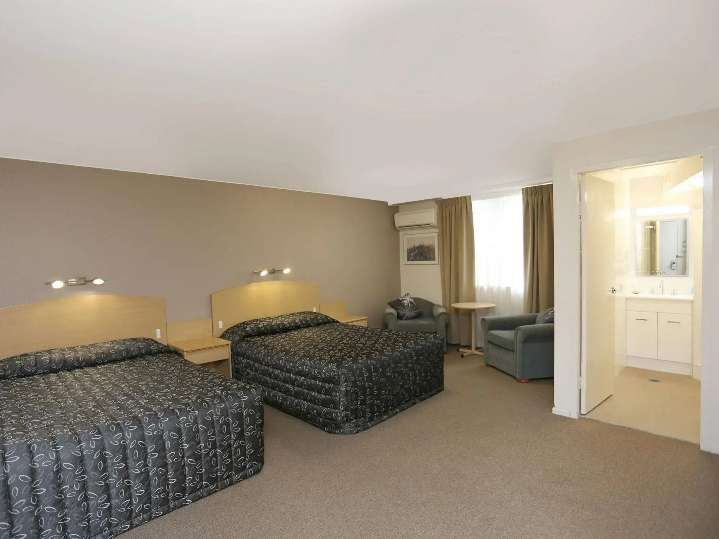 Cosmo Motel Adamstown