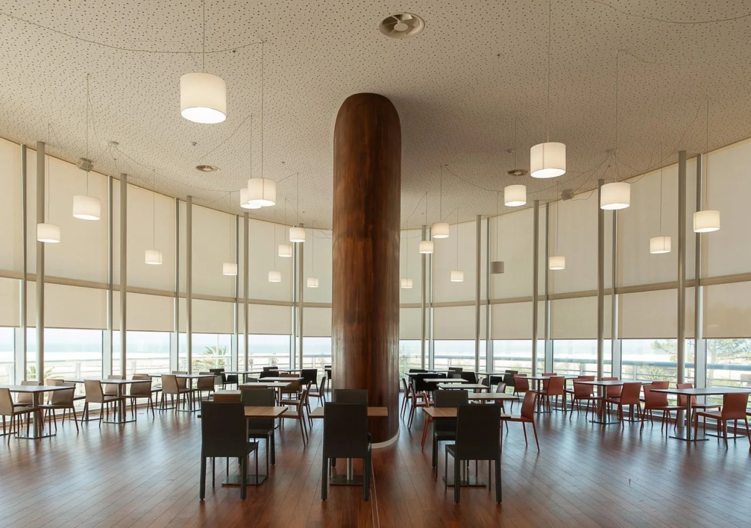 Eurostars Oasis Plaza Hotel