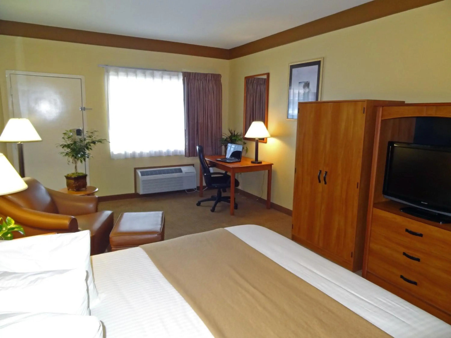 Texan Inn By OYO Beeville US-181