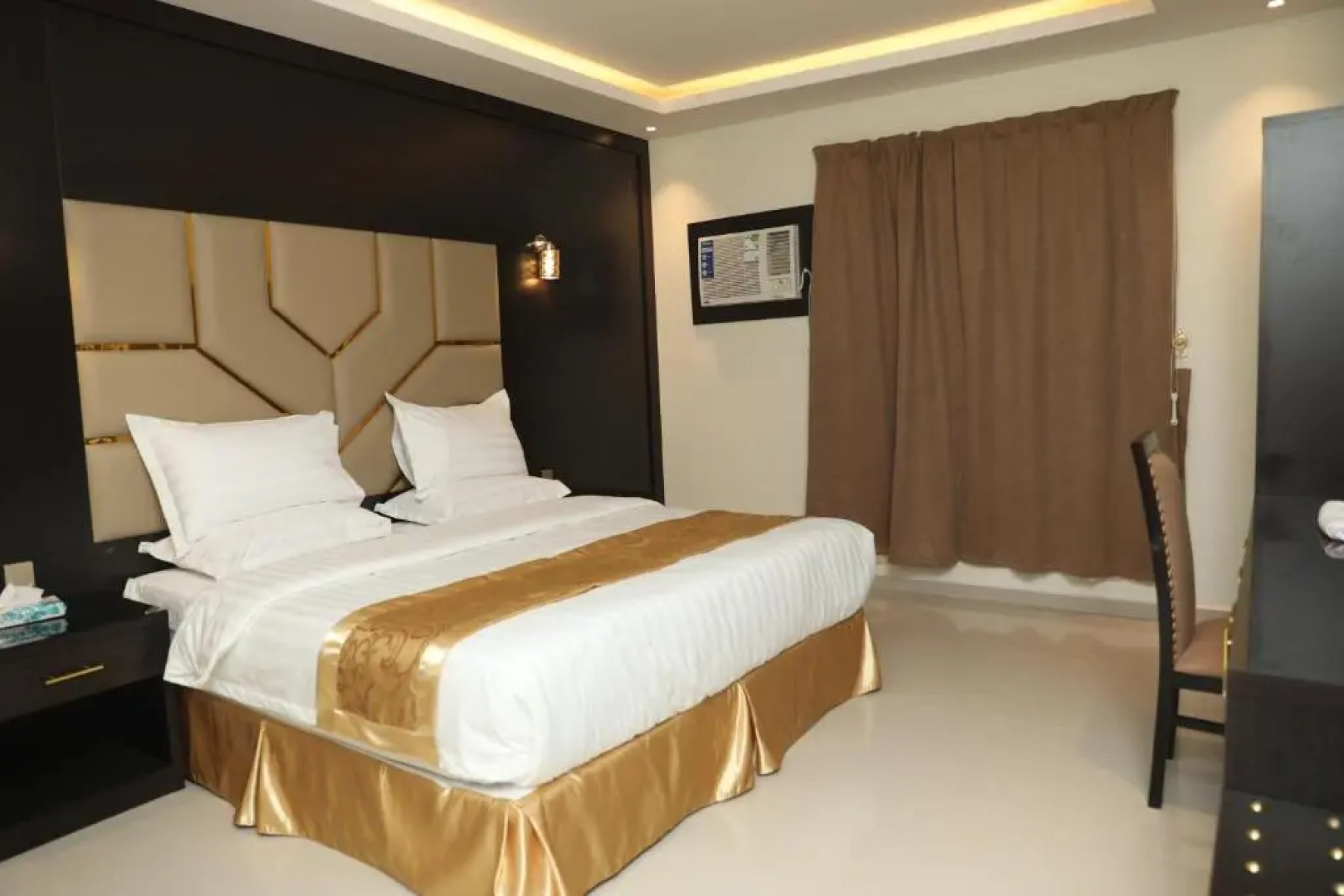 السامية الفندقية