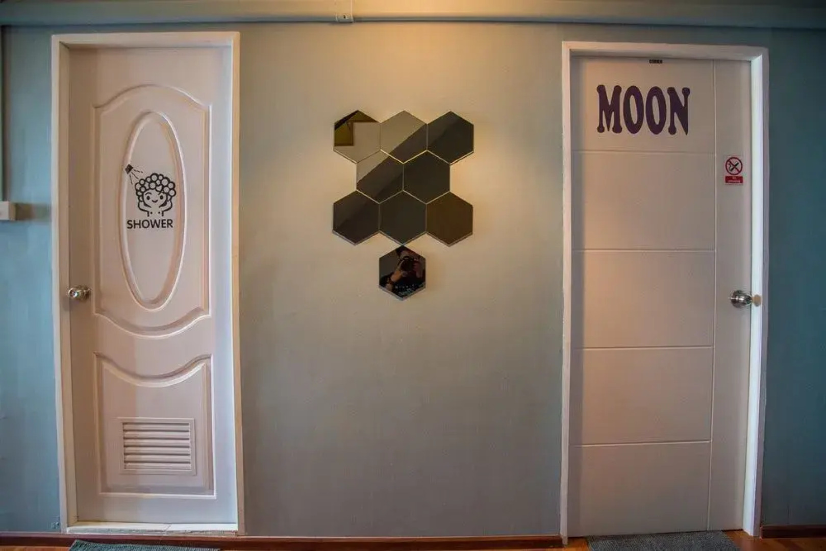 ZZZ Hostel - Don Mueang Airport