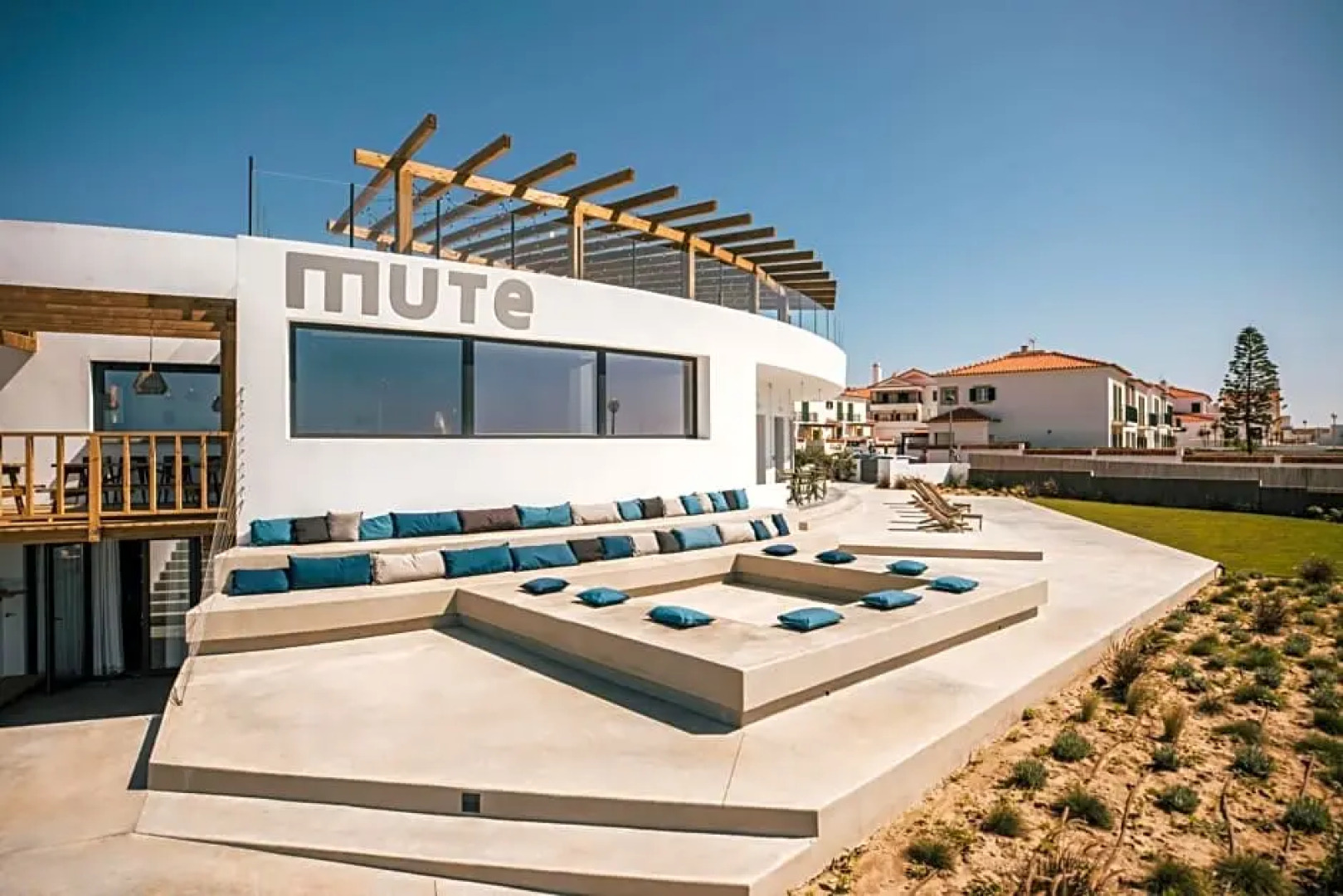 MUTE Hostel