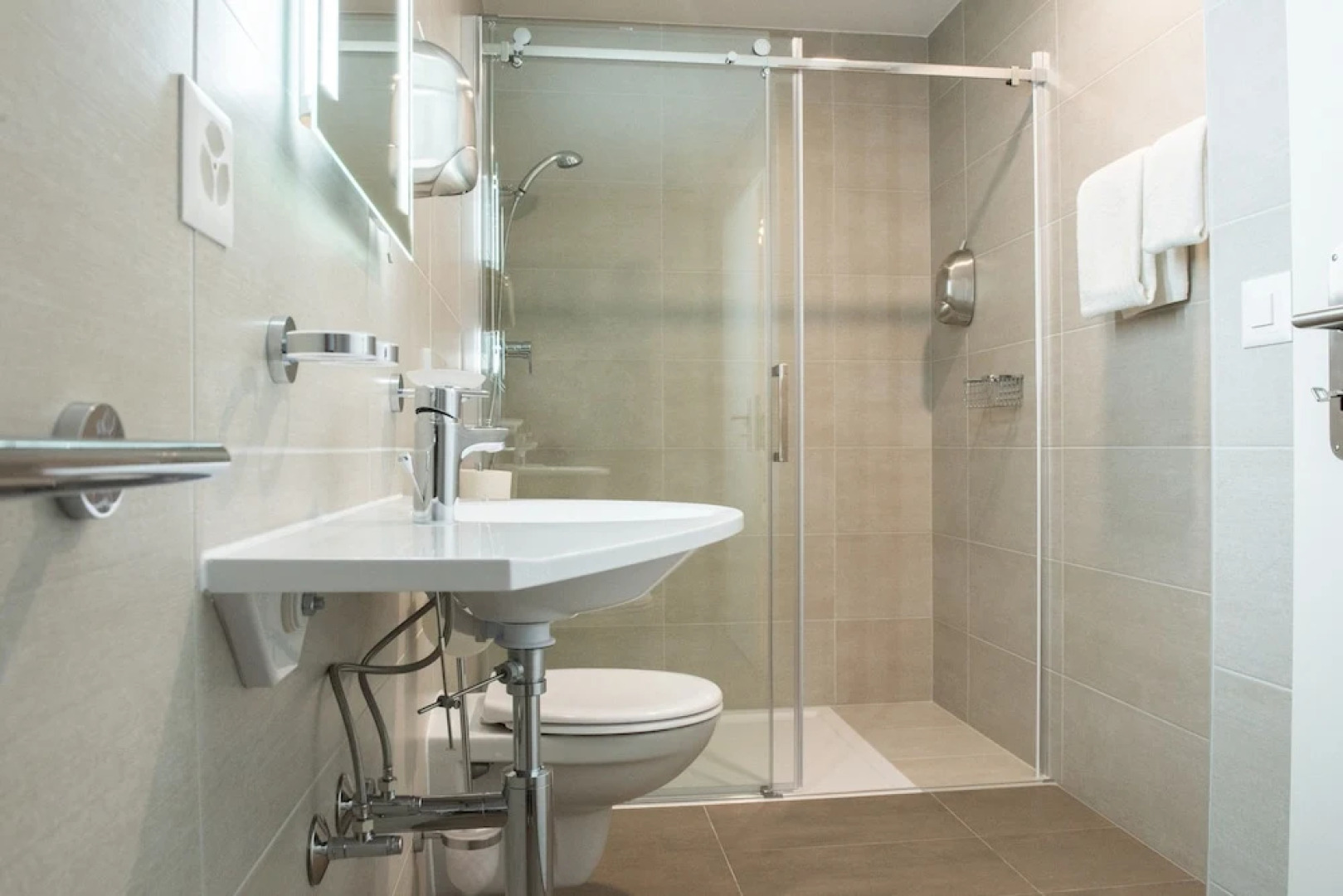 Hôtel-Résidence La Croix-Blanche