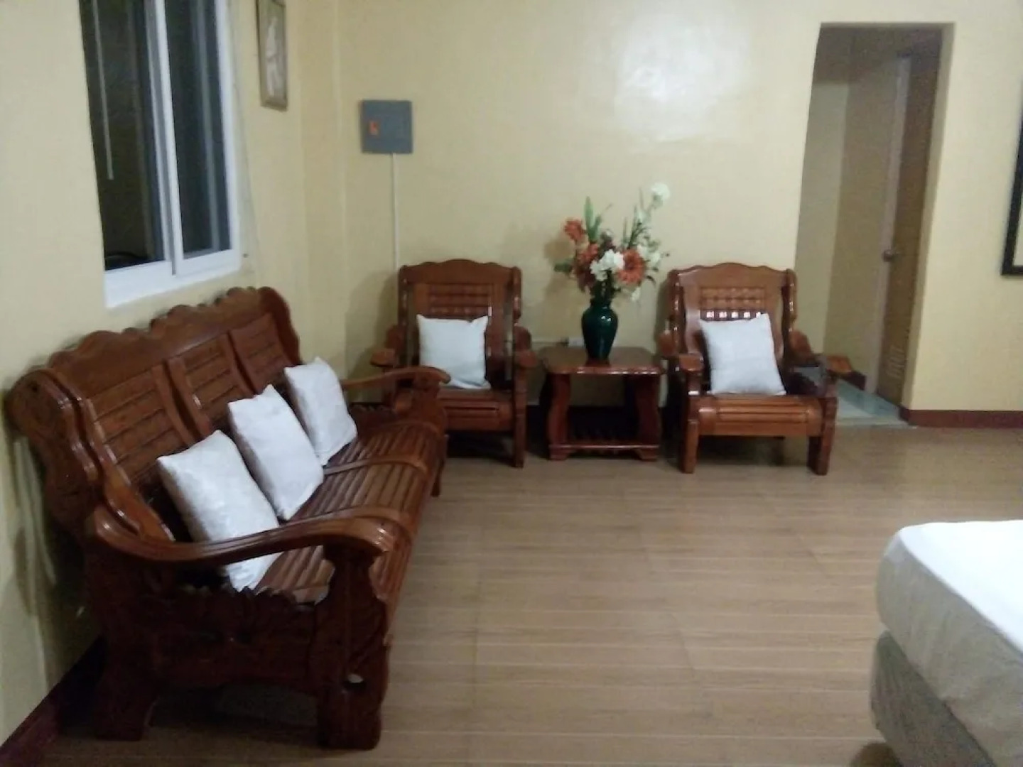 Hana-Natsu Resorts Pool