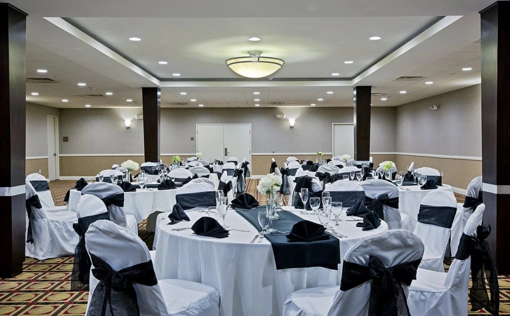 DoubleTree by Hilton Fullerton