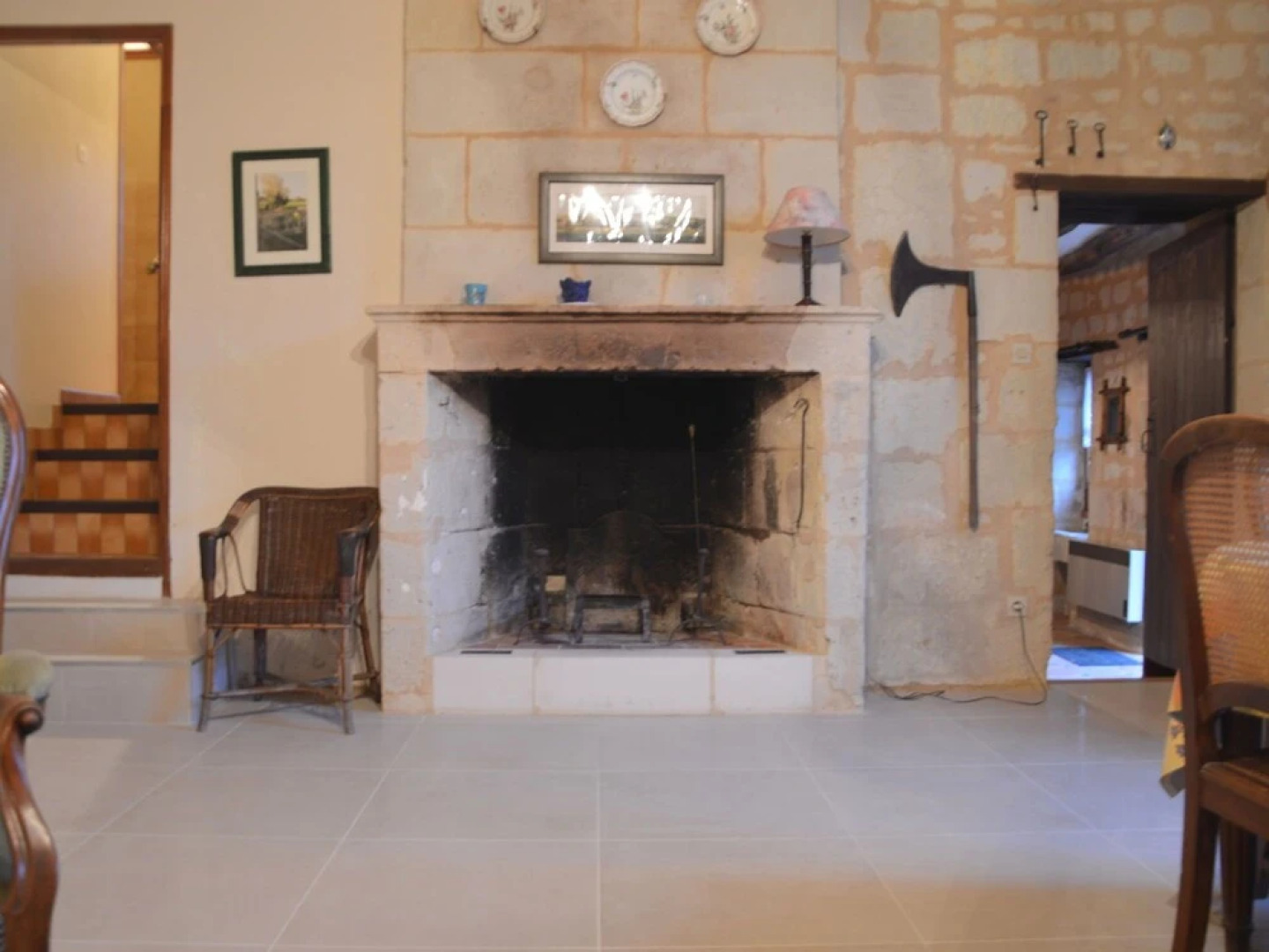 Cozy Holiday Home Near Forest in Lerné