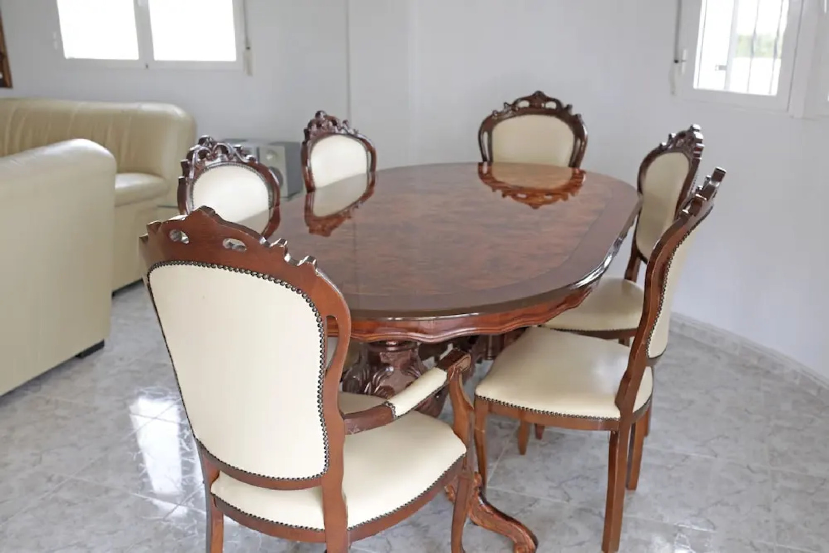 Amazing Villa with Swimming Pool