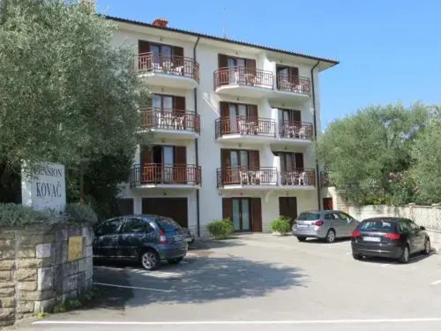 Oleander Rooms (Adults Only)