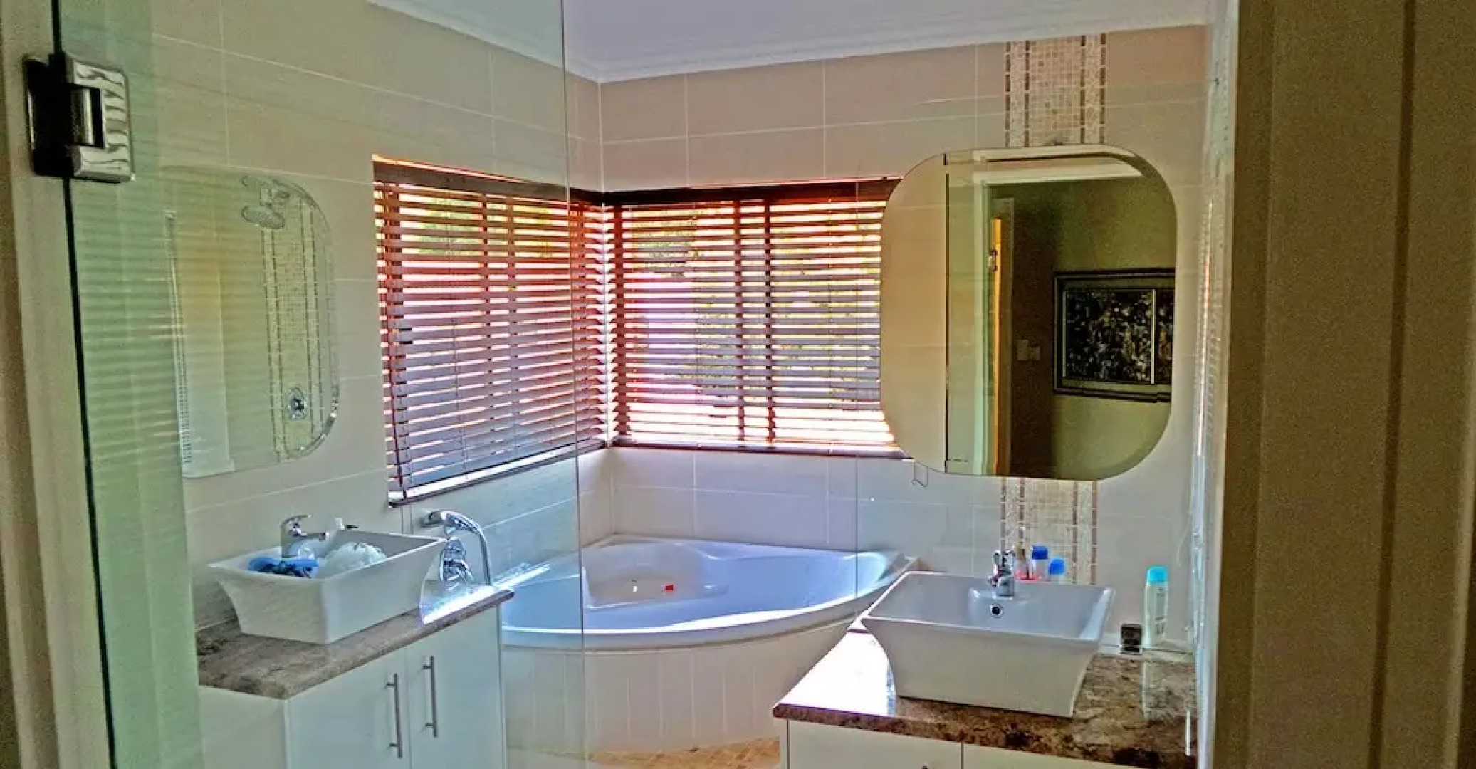 Jeanette's Villa at Westlake