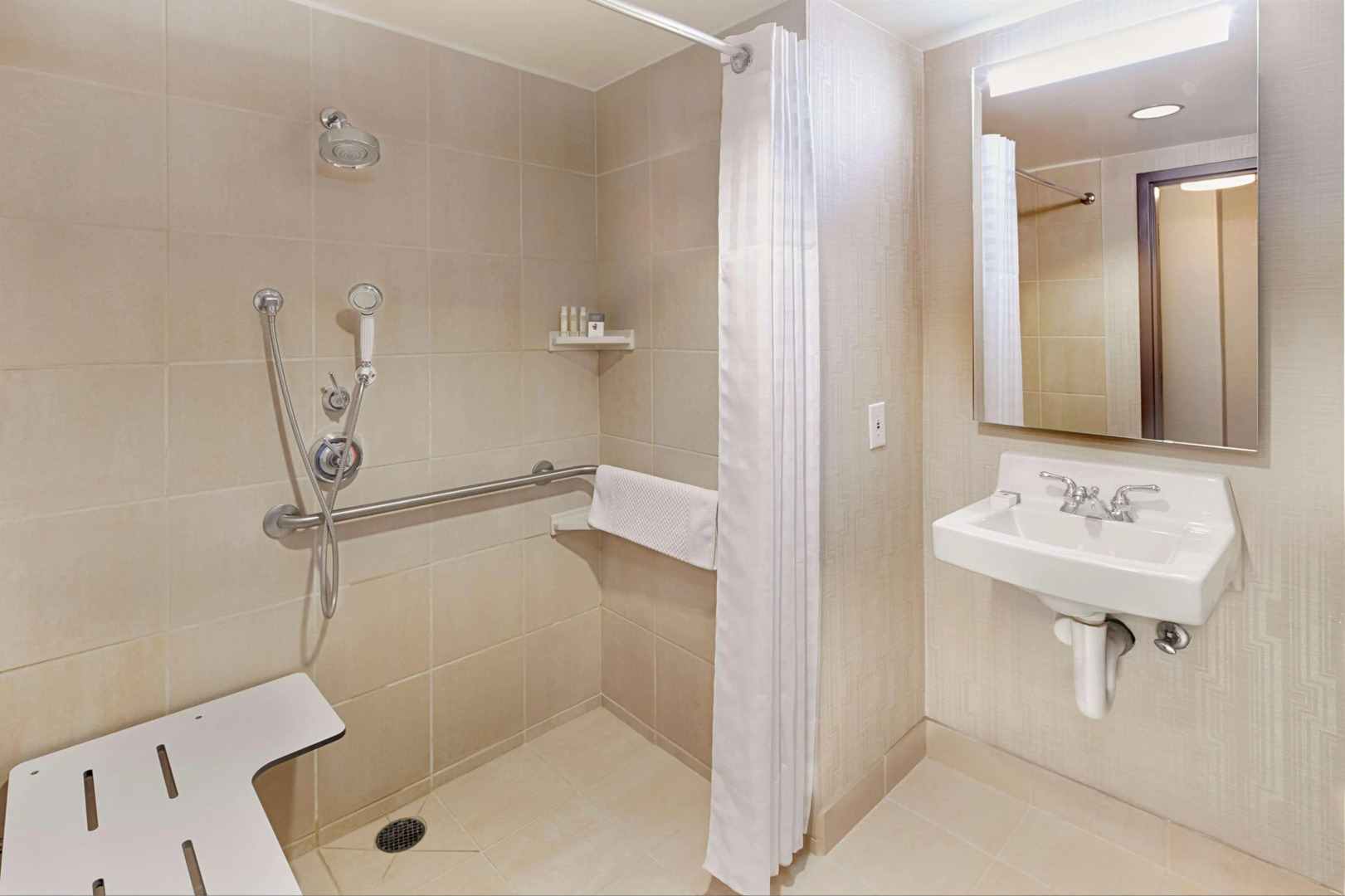 DoubleTree by Hilton San Francisco Airport North Bayfront