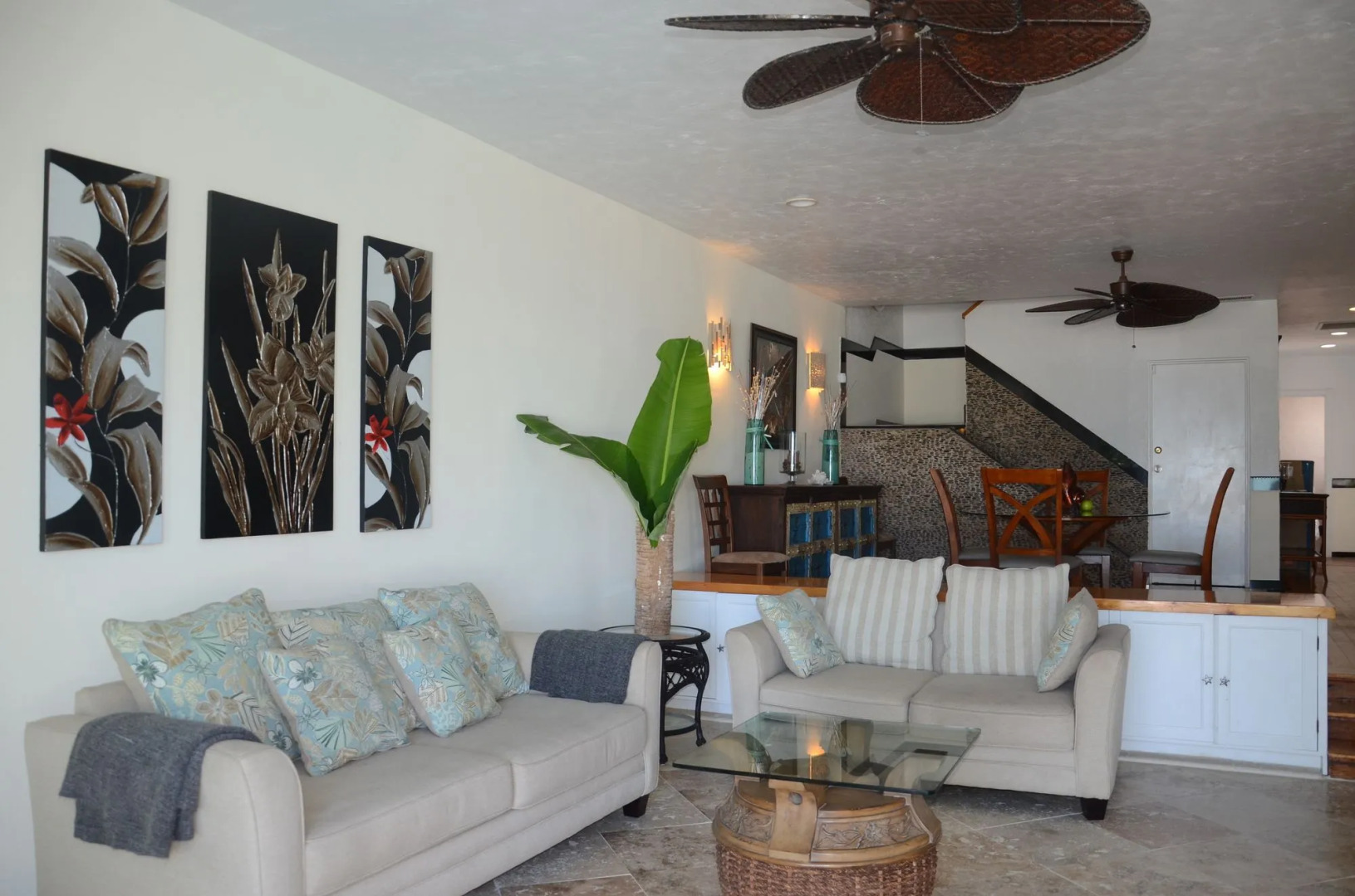 Caprice 14 Cable Beach Luxury Villa