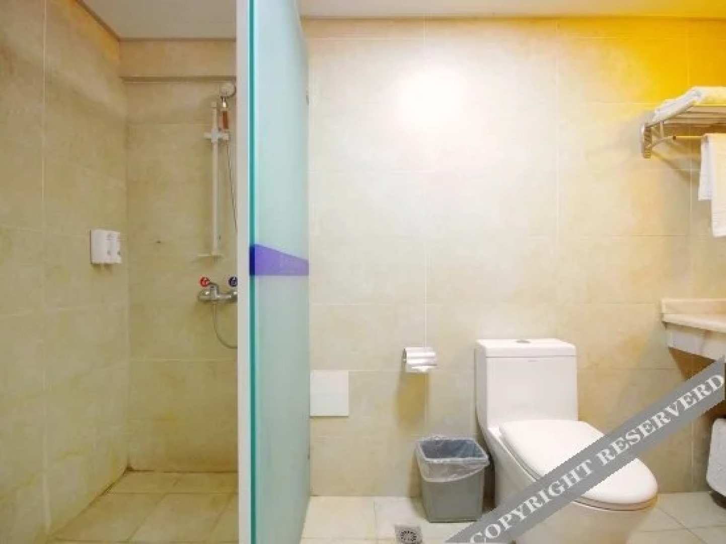 Chengzhong Blue Sky Hotel