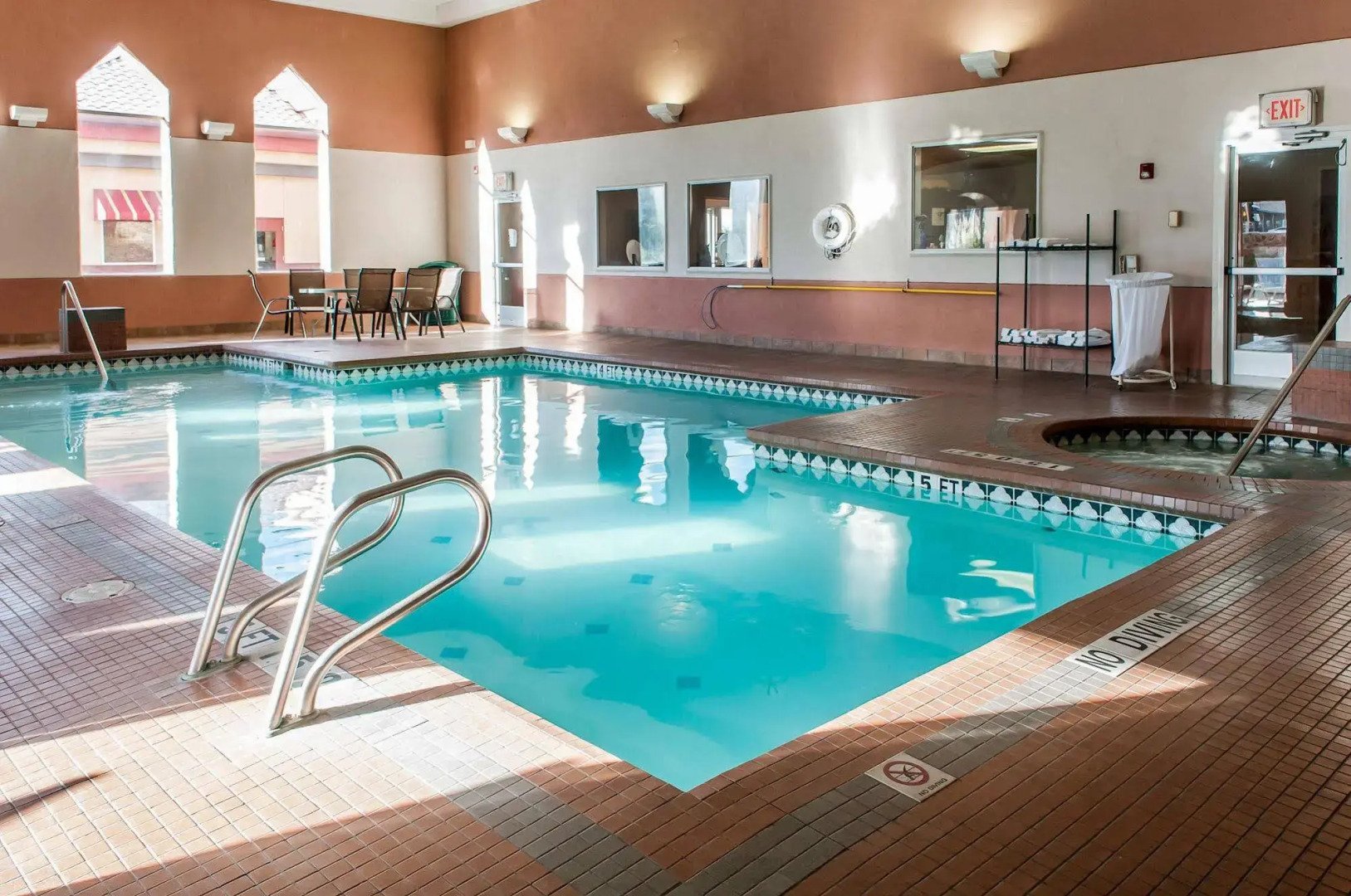 Comfort Inn & Suites