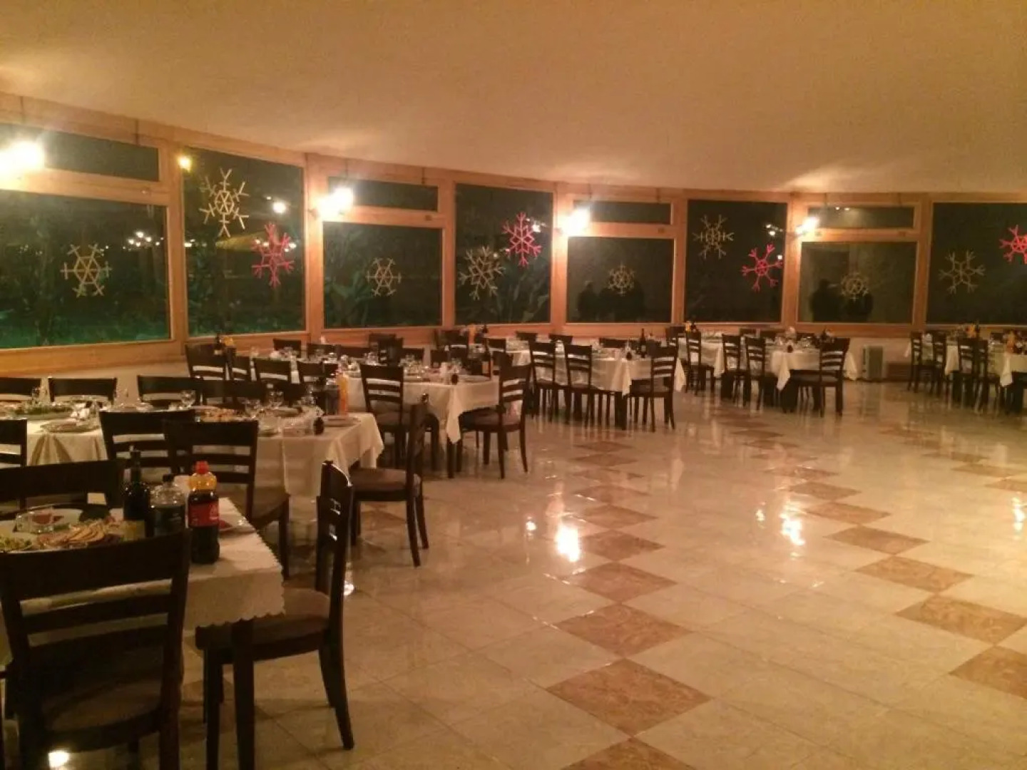 LucyTour Hotel Resort