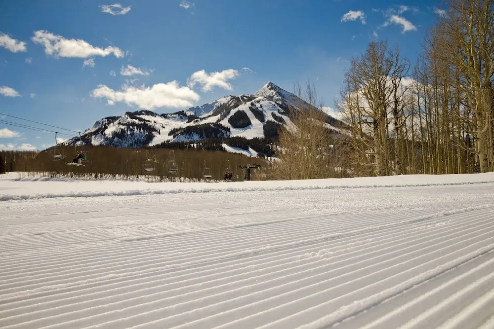 View Of Mt Crested Butte- 1 Br 1 Bedroom Condo - No Cleaning Fee! by RedAwning