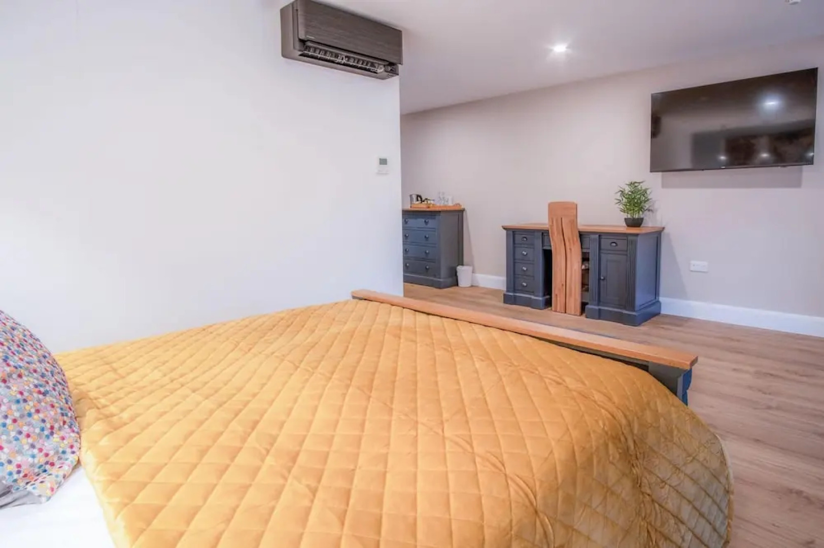 Room 14 - The Sleeping Giant - Pen Y Cae Inn