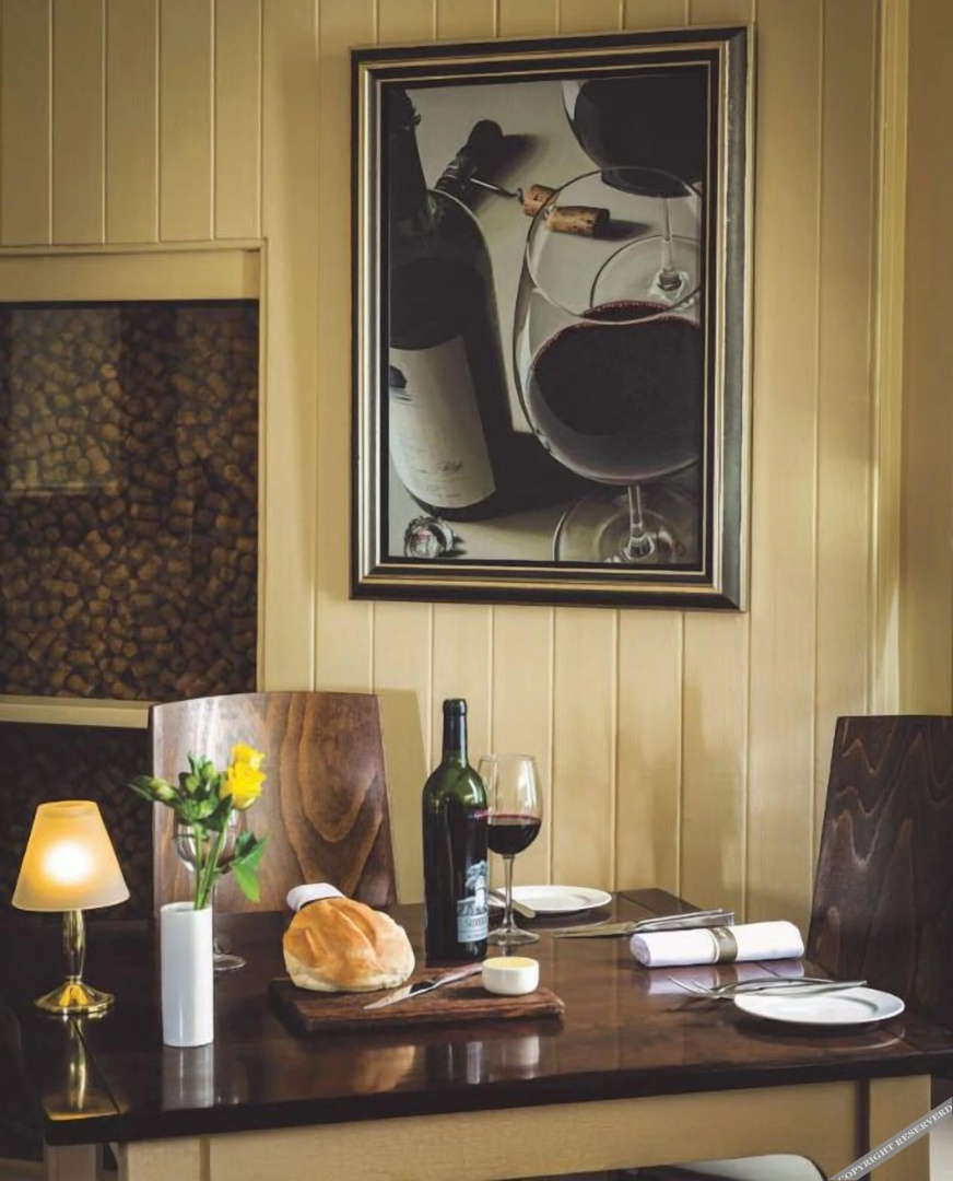 The Lake Isle Hotel & Restaurant
