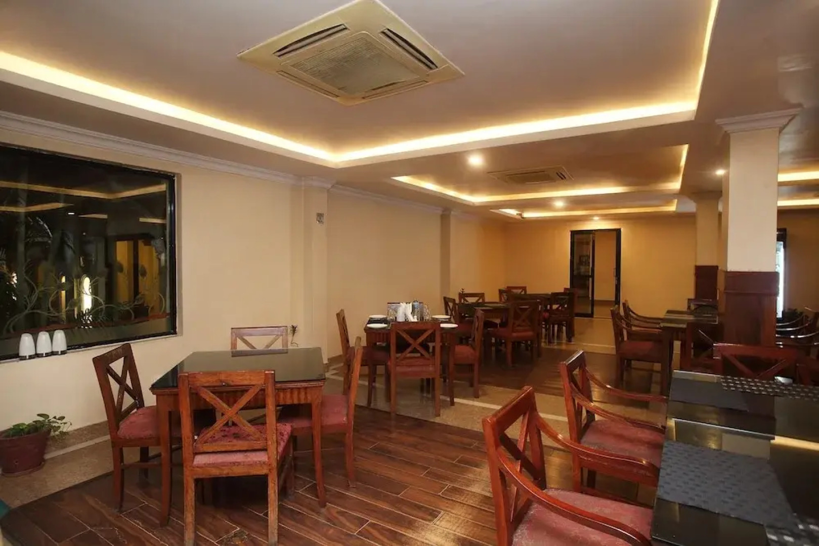 Capital O 699 Hotel Sneha