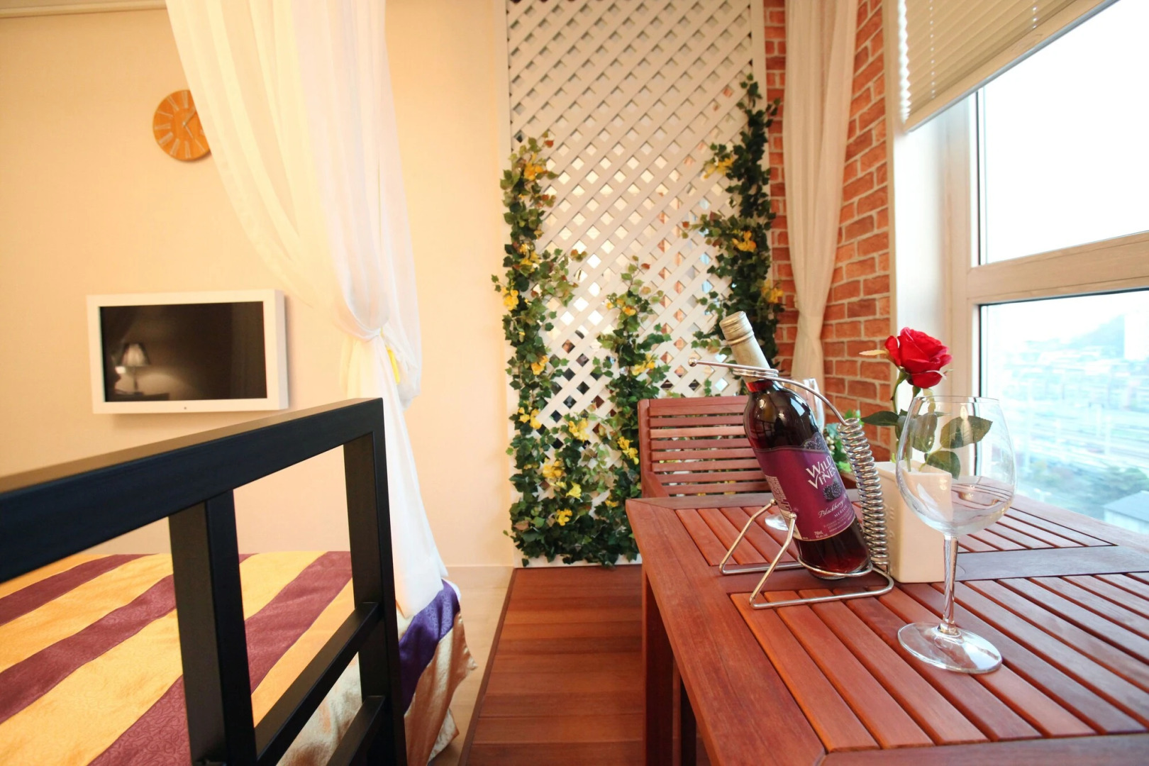 Coop City Hotel Stayco