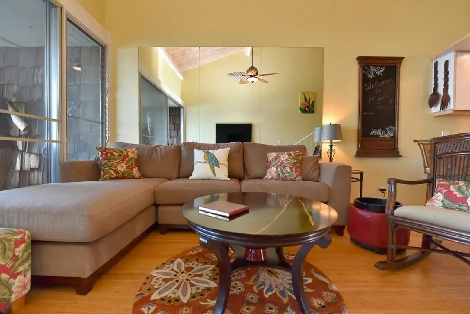 Kulakane 307 by RedAwning