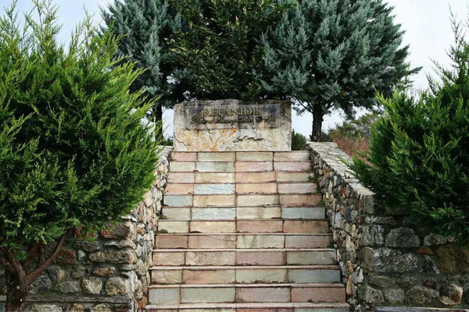 Refanidis Natural Luxury Hotel