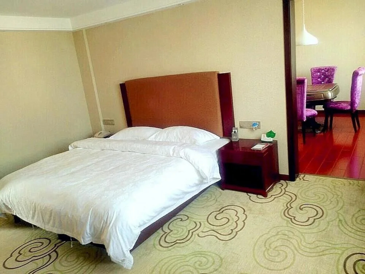 Mingjia Holiday Hotel