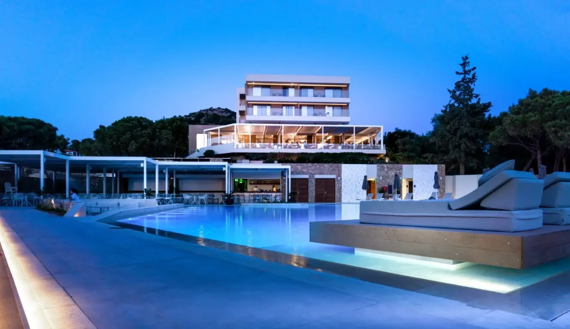 Eden Beach Hotel Club Attica