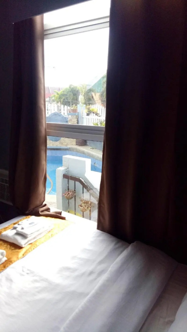 Grand Peninsula Suites