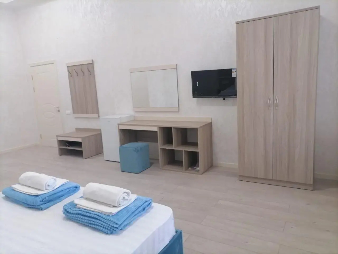 Белый лебедь