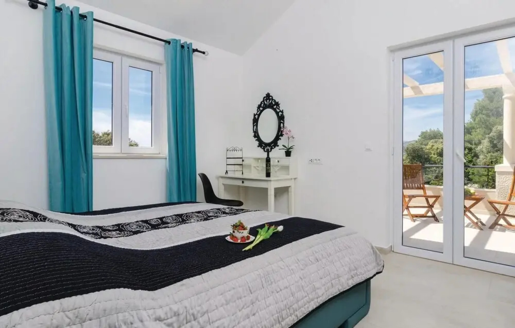 Beautiful Home in Dingac With Wifi and 3 Bedrooms