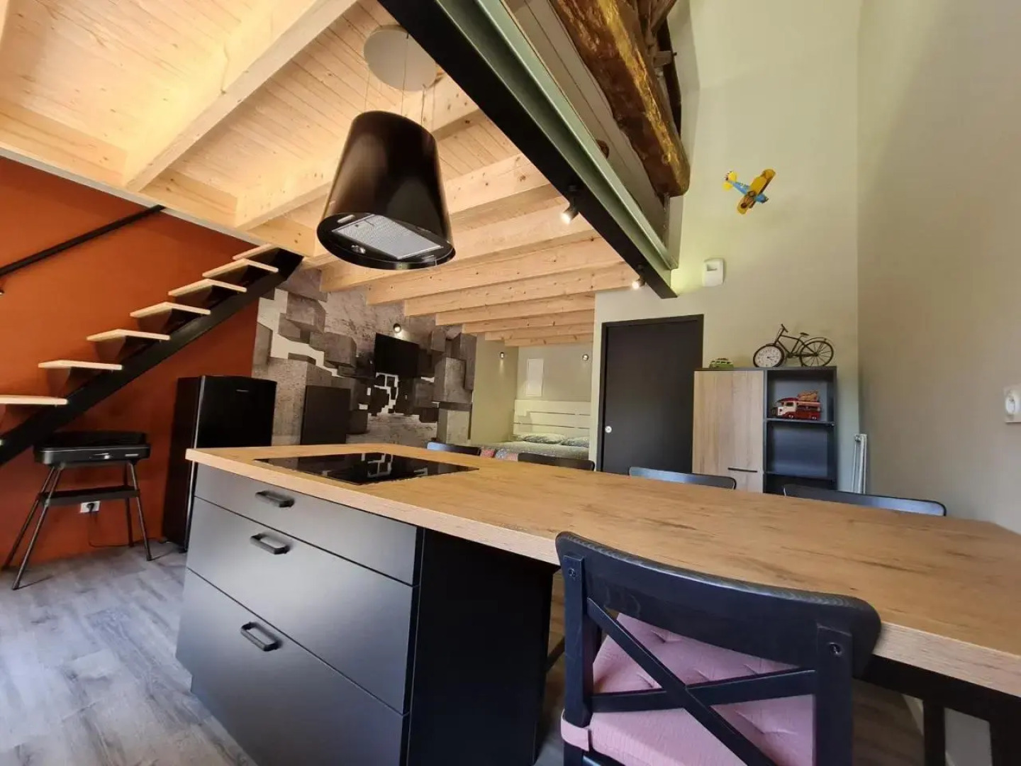 Gîte Rochetrejoux, 1 pièce, 4 personnes - FR-1-426-479