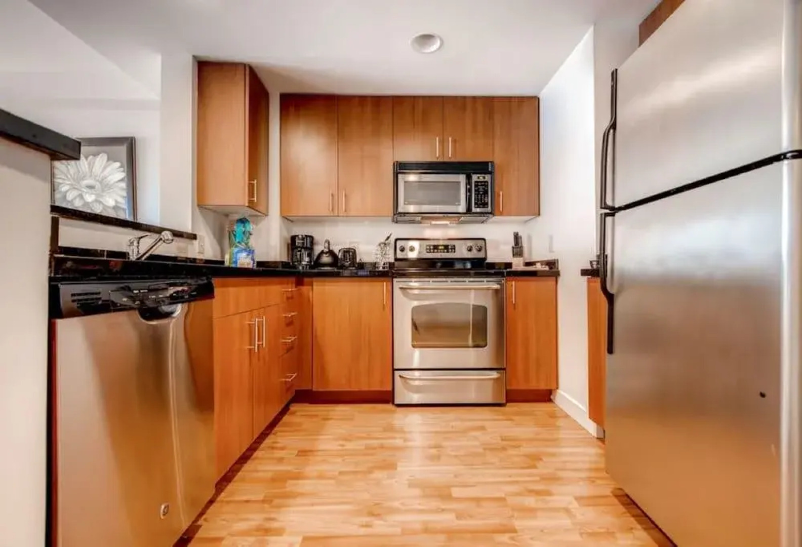 Global Luxury Suites Bridgepoint Circle