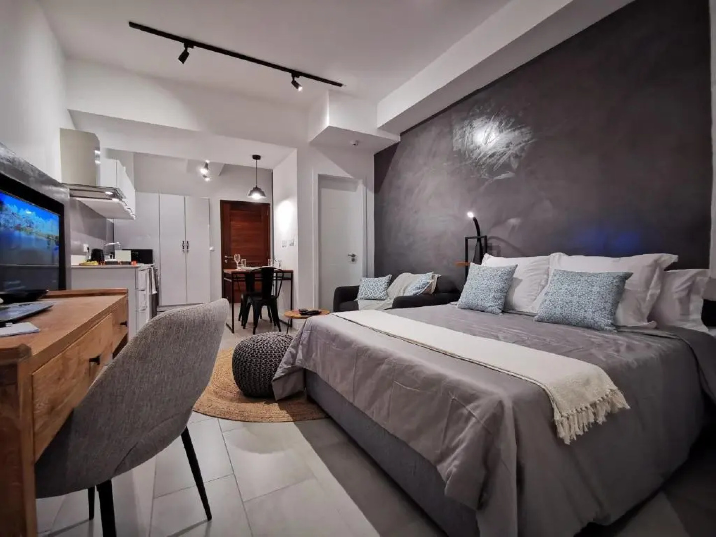 Studio 307 - Ebene Square