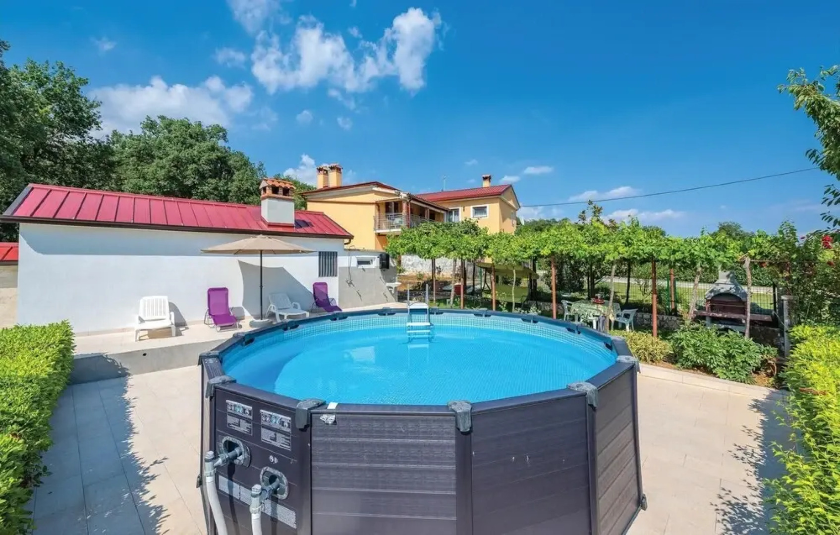 Beautiful Home in Pican With Wifi and 2 Bedrooms