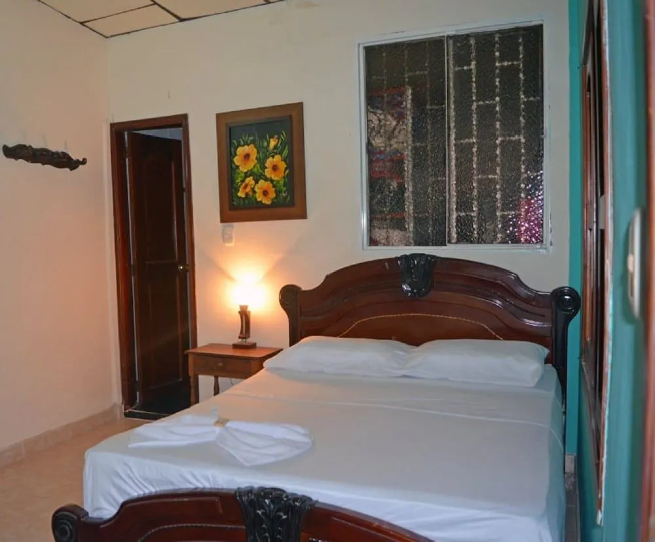 Mayleen Colonial Hotel