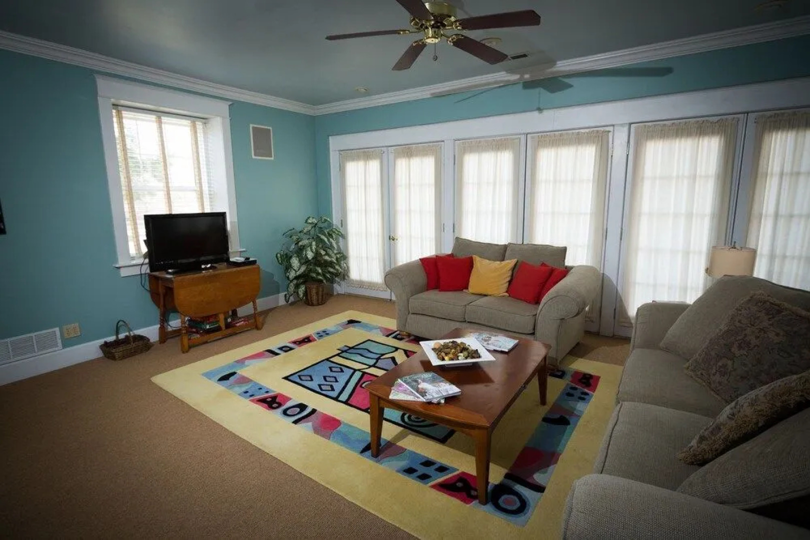 Inn on Crescent Lake Bed and Breakfast