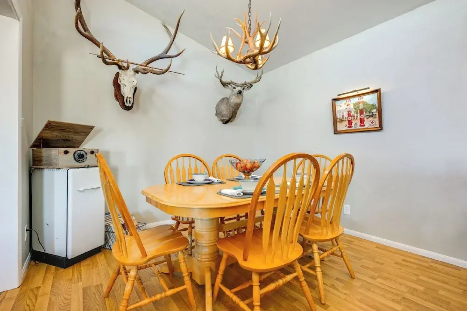 8 Mi to Hiking: Home w/ Patio in Dtwn Pioche