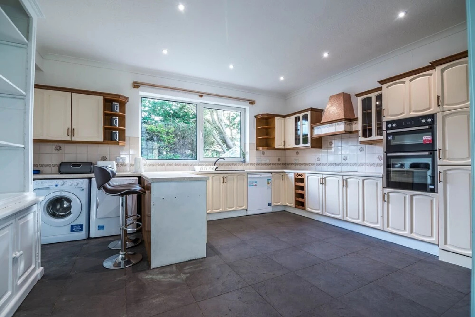 The Old Orchard - 3 Bedroom - Lamphey